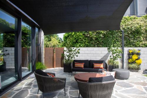 Ivy Box Art Gallery Apartment - image 14