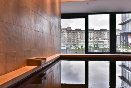 Hot tub, Four Points by Sheraton Taipei Bali in Bali District