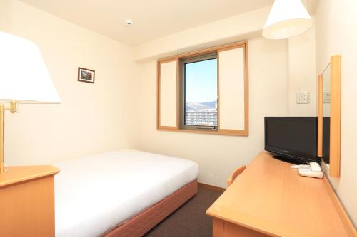 Double Room - Non-Smoking image 3