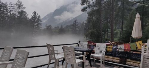 Shanti Cafe - Signature Stays Kasol photo 4