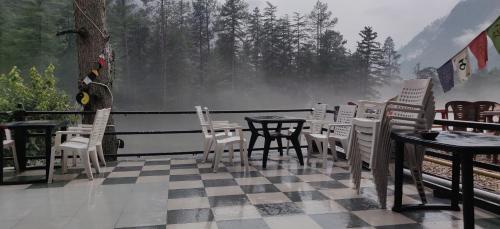 Shanti Cafe - Signature Stays Kasol photo 5