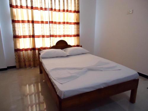 Standard Single Room with Fan room in Hotel Glee