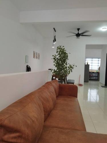 B&B Seremban - Guarded Townhouse with 2 bedroom Air-conditioning - Bed and Breakfast Seremban