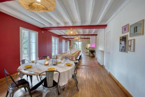 Facilities, Crazy Villa Chasseuserie 89 - Heated pool - Soccer - 1h30 Paris - 45 p in Lavau (Burgundy)
