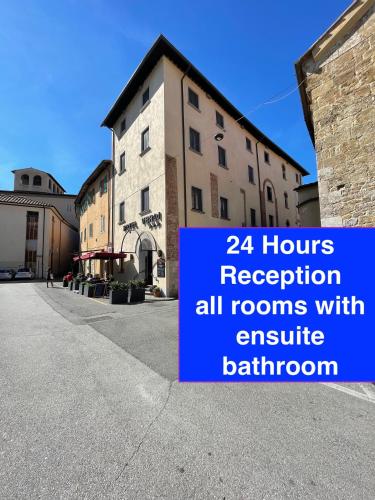 Hotel Caffè Verdi - 24 hours Reception - Pisa