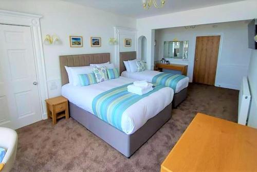 Richmond Hotel Room Type - Twin Room