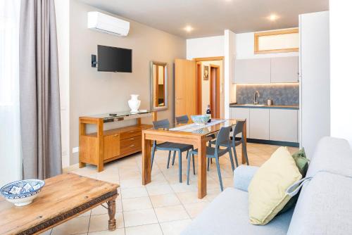 Two-Bedroom Apartment (5 Adults) room in Residence Campana