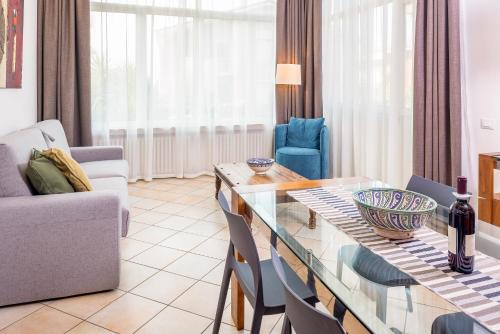 Two-Bedroom Apartment (5 Adults) image 5