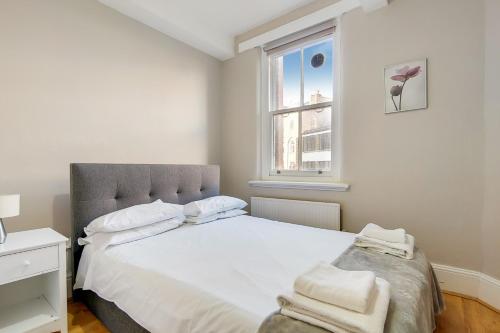 Oxford Street Central Apartments - image 13
