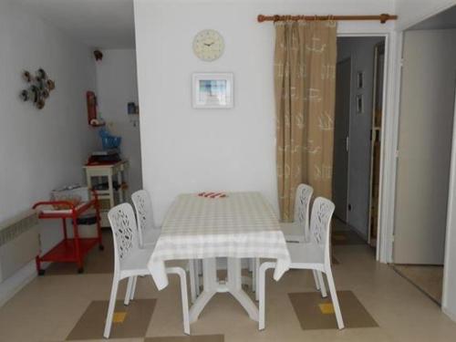 Appartement Saint-Hilaire-de-Riez, 2 pièces, 4 personnes - FR-1-324-146 - Location saisonnière - Saint-Hilaire-de-Riez