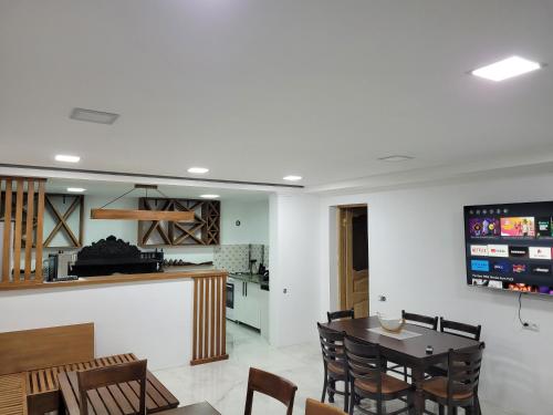 jaettu olohuone/TV alue, Hotel Dika in Kutaisi