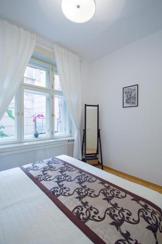 One-Bedroom Apartment room in Modern Apartment Charvatova