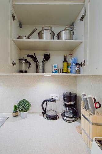 One-Bedroom Apartment image 10