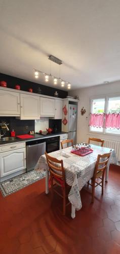 Konyha, ENTRE Terre ET Mer in Saint-Aubin-Le-Cauf