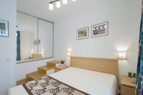 One-Bedroom Apartment image 5