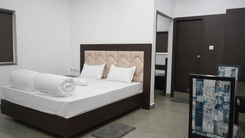 POD N BEYOND SMART HOTEL @BISTUPUR in Jamshedpur