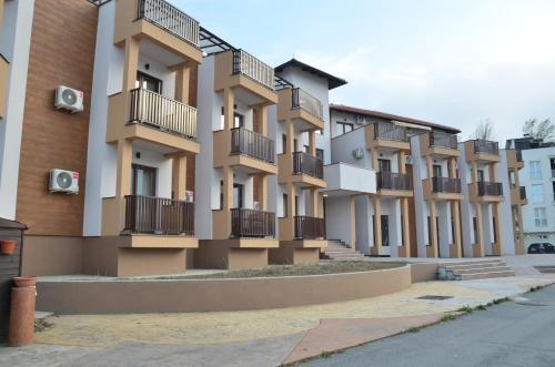 ทัศนียภาพภายนอกโรงแรม, Djina mmm... in เวลิโค กราดิสเต