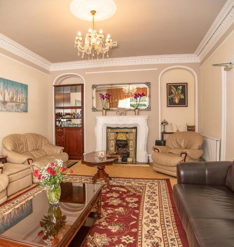 Beaumont Guest House - FREE off-site Health Club - Adults Only