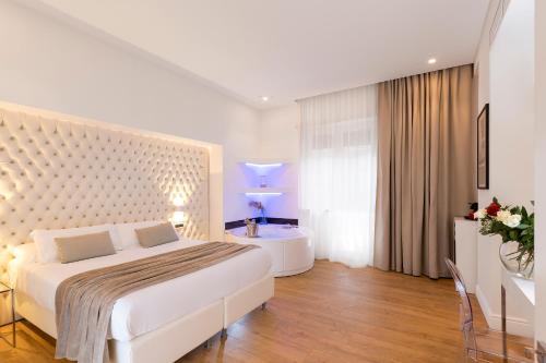 Vatican Style - main image