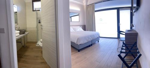 1 queen bed