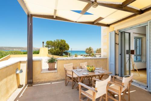 Facilities, Calma Seaside Villa in Armeni