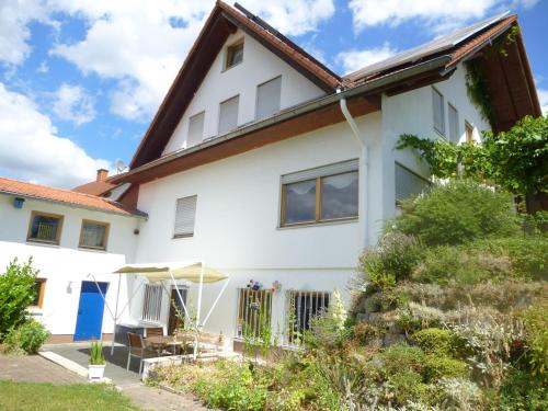 Ferienwohnung Jung im Johannisborn - Apartment - Saarburg