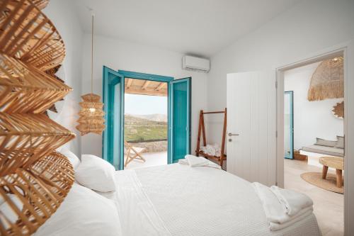 Junior Suite room in Anemela Villas & Suites Mykonos
