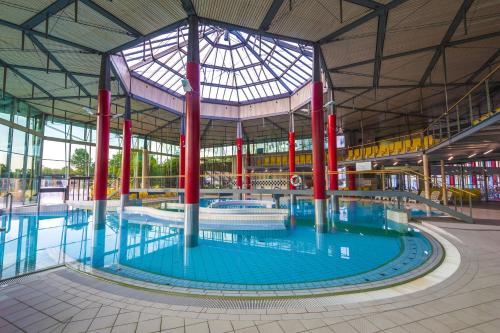 Radenci Spa Resort - Sava Hotels & Resorts - 수영장