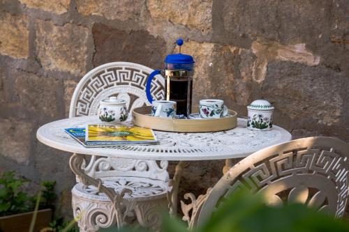 Cold Cotes Guest House - image 14