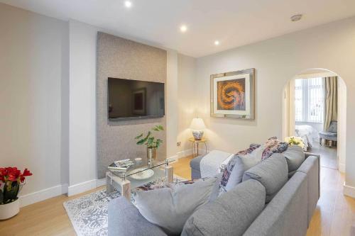 Carmel Apartments - image 13