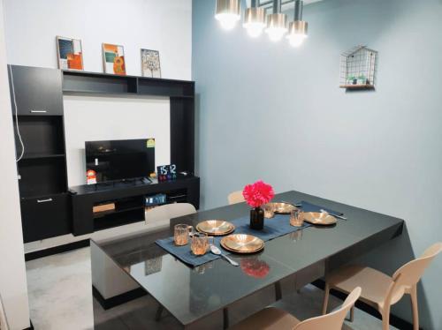2 bedrooms, 3 beds