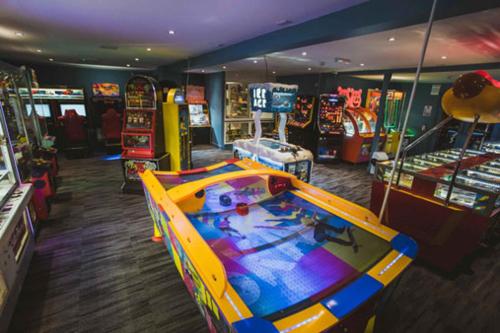 No. 1 Family Caravan at Golden Gate Holiday Centre, Sleeps 6