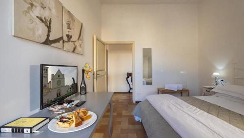 Three-Bedroom Apartment image 3