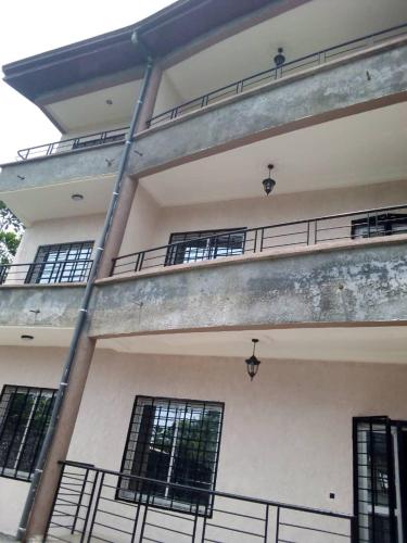 Josy logement kribi