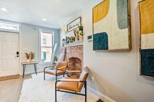 Central and Trendy Baltimore Townhome Pets OK! in เมาธ์ เวอร์นอน