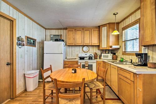 Secluded Remer Cabin with Lake Access! in Hill City