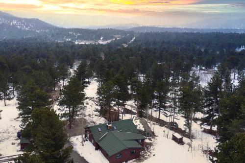 Allenspark Vacation Rental Near Estes Park! in Allenspark, USA