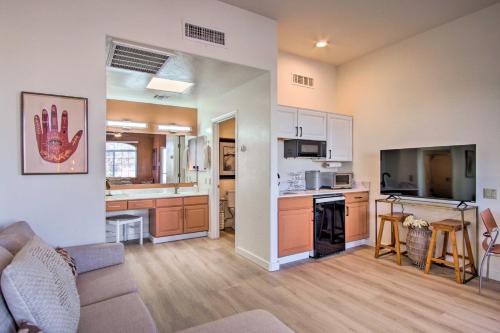 . Green Valley Studio in 55+ Community!