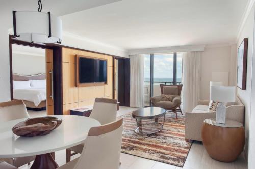 Fort Lauderdale Marriott Harbor Beach Resort & Spa