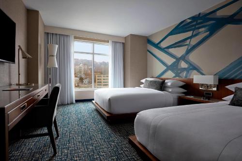 Ithaca Marriott Downtown on the Commons in Ithaca, USA