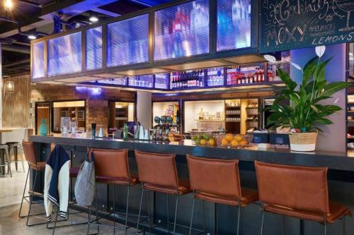 Moxy Dublin City - image 12