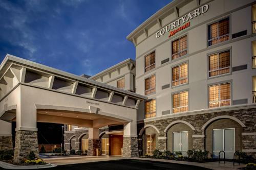 Courtyard by Marriott Boone