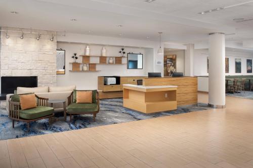 Fairfield Inn & Suites Baltimore BWI Airport - Hotel - Linthicum Heights