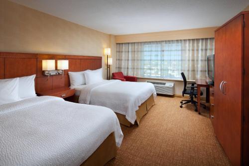 Courtyard by Marriott Baldwin Park