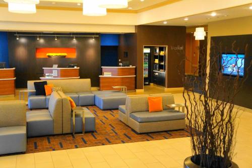 Courtyard by Marriott Baldwin Park