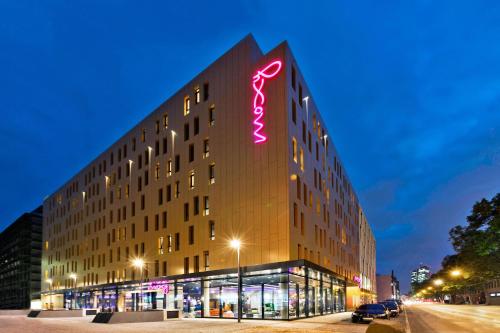 MOXY Frankfurt East