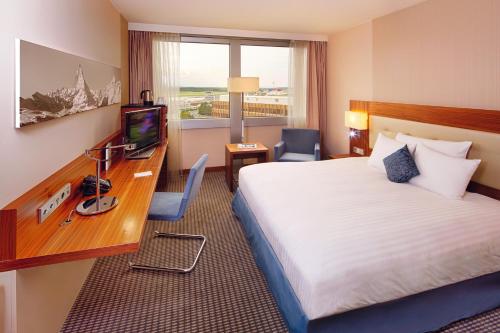 Movenpick Hotel Geneva Room Type - Classic King