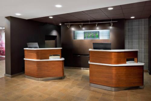 Courtyard by Marriott Pittsburgh Airport