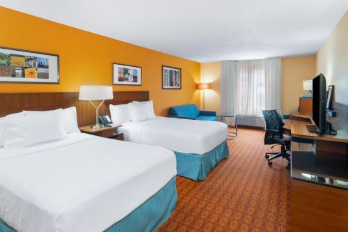 Fairfield Inn and Suites by Marriott Nashville Smyrna