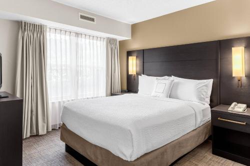 2 bedrooms, 3 beds
